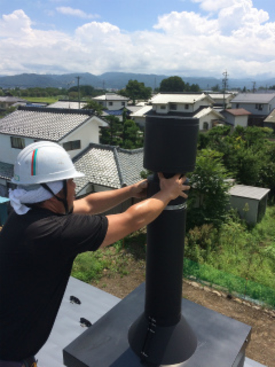 煙突工事です