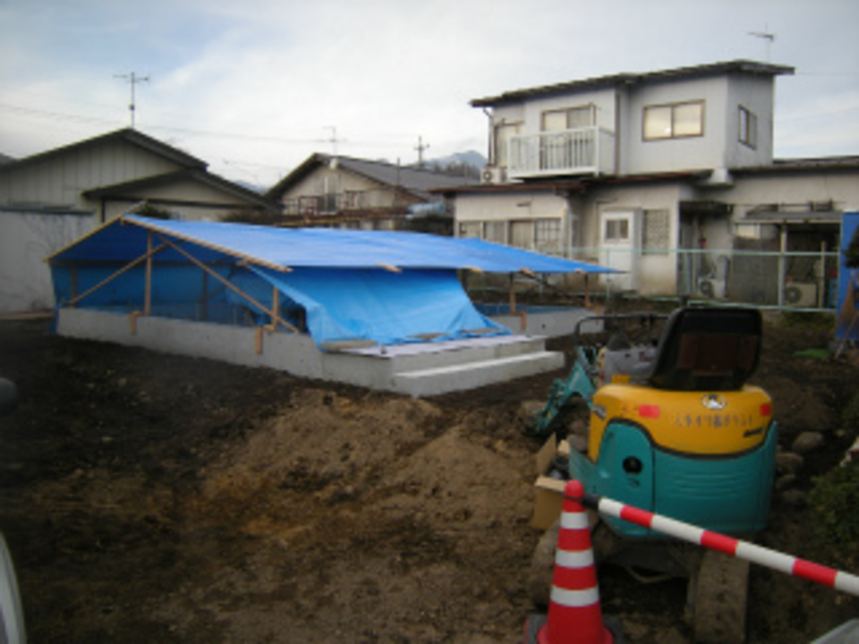 給排水配管工事中です