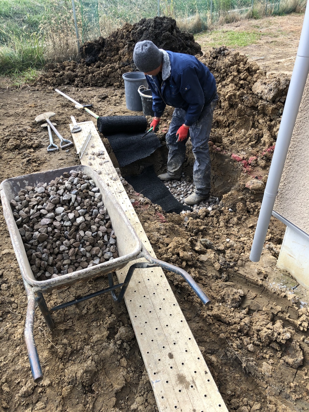 雨水工事中です